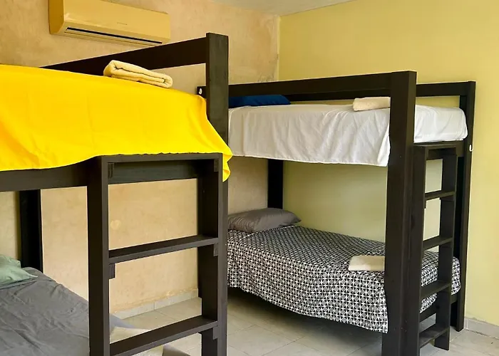 Nyx Temple Hostel *